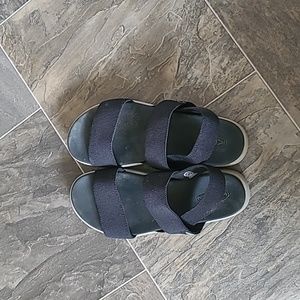 Keen - Black Sandals